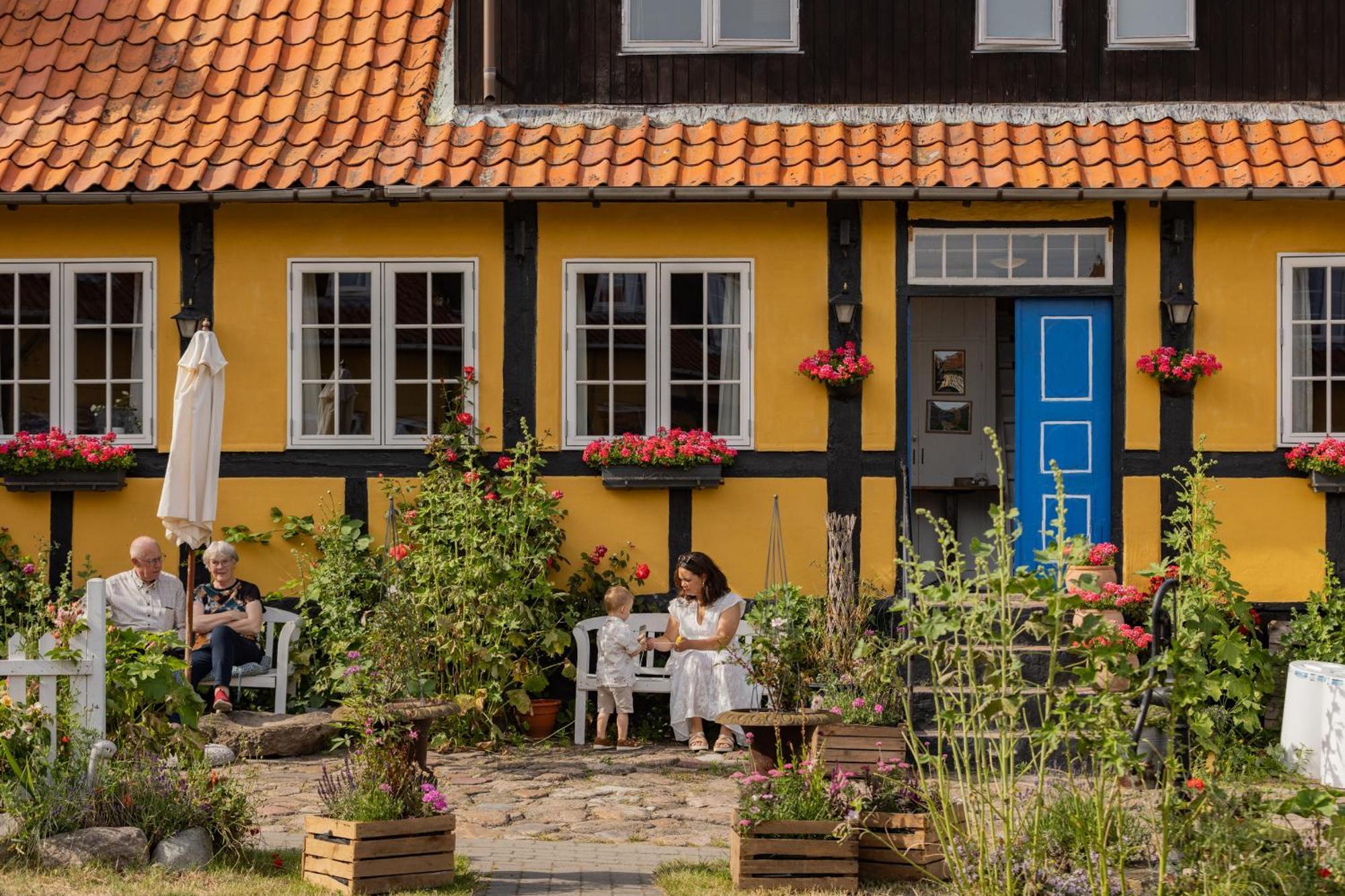 Pension Slaegtsgaarden Аллинге Экстерьер фото